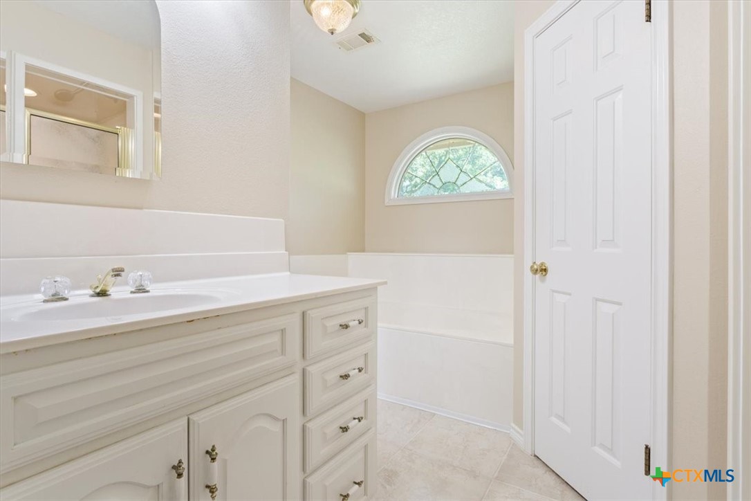 1204 Fairway Circle Property Photo 27