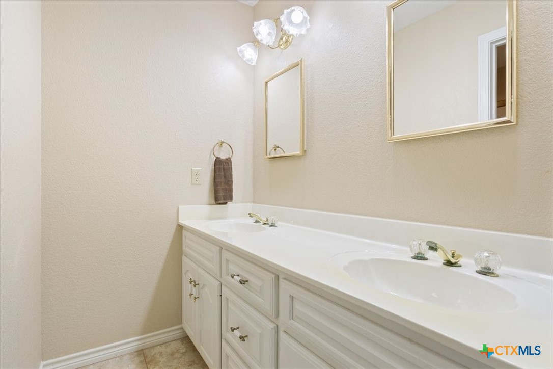 1204 Fairway Circle Property Photo 32