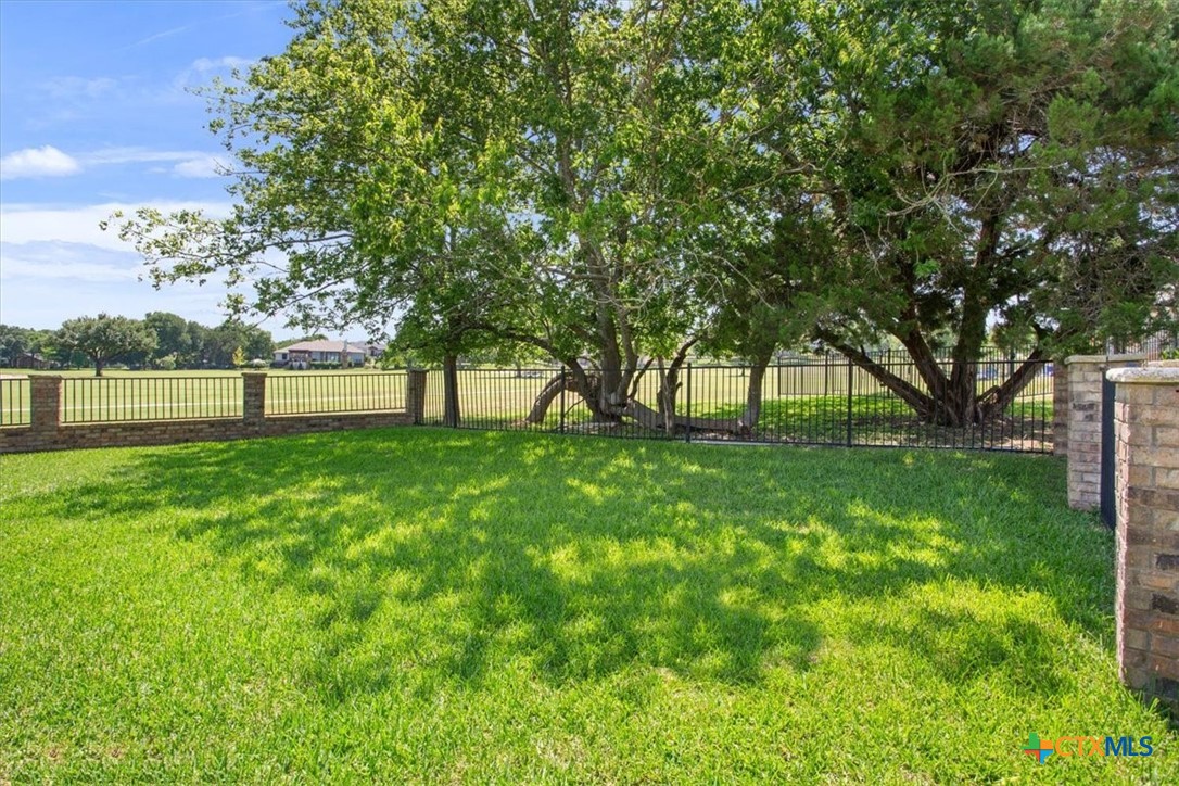1204 Fairway Circle Property Photo 45