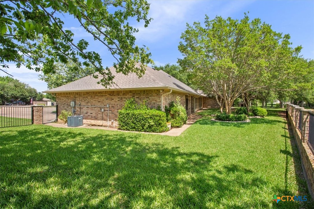 1204 Fairway Circle Property Photo 46