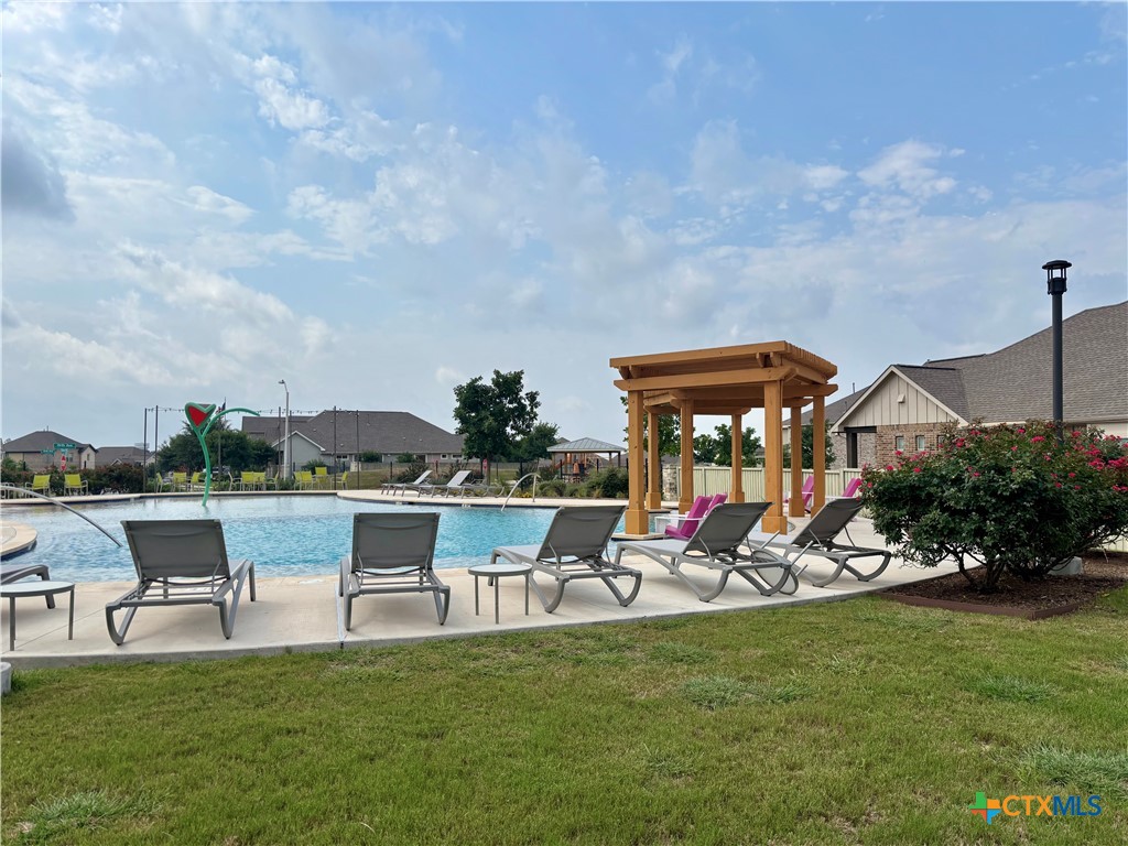 513 Foxbrook Way Property Photo 35