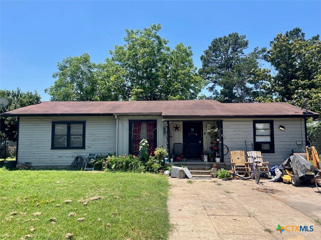 705 Dyer Street Property Photo 1
