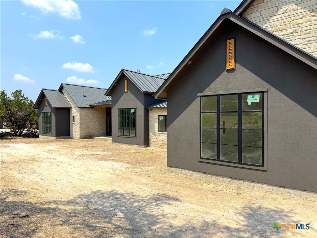 985 Malbec Loop Property Photo 11