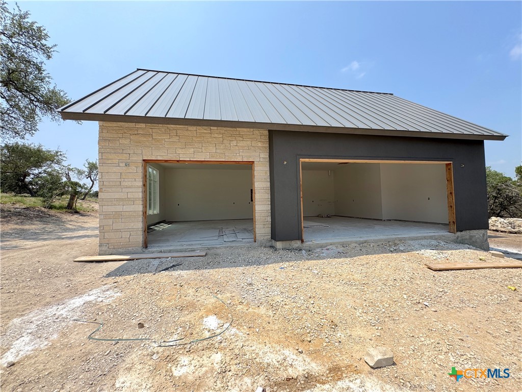 985 Malbec Loop Property Photo 14
