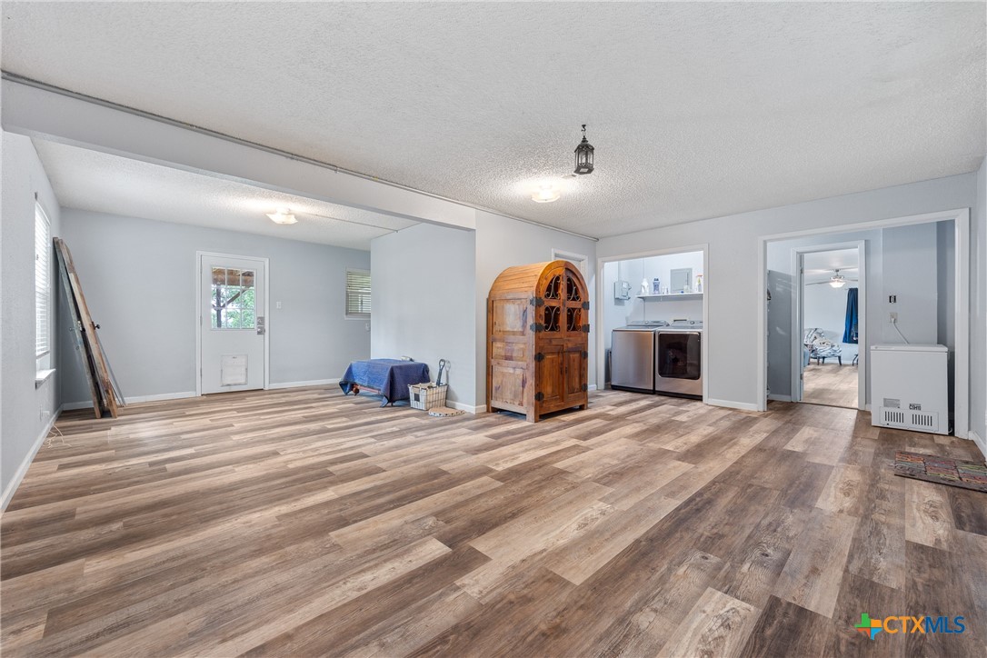 1215 Amanda Property Photo 19