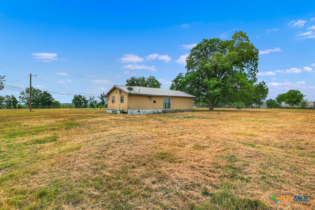 2100 Mathias Lane Property Photo 7