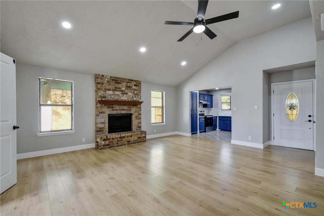 833 Bellaire Drive Property Photo 3