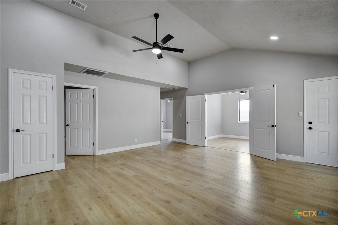 833 Bellaire Drive Property Photo 9