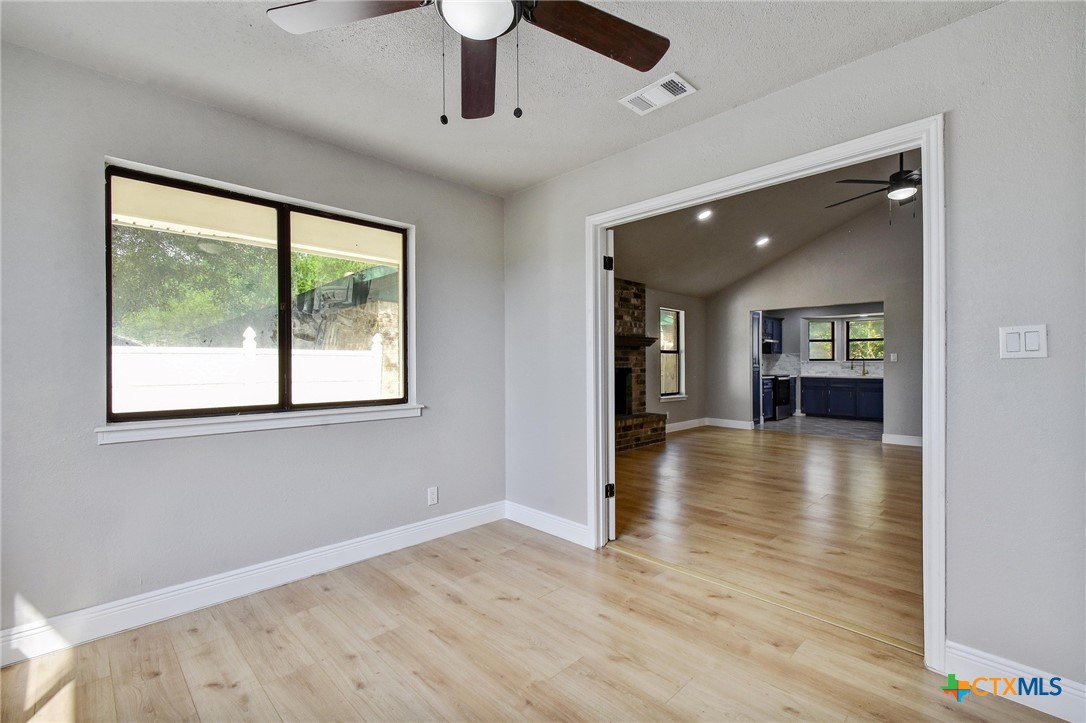 833 Bellaire Drive Property Photo 12