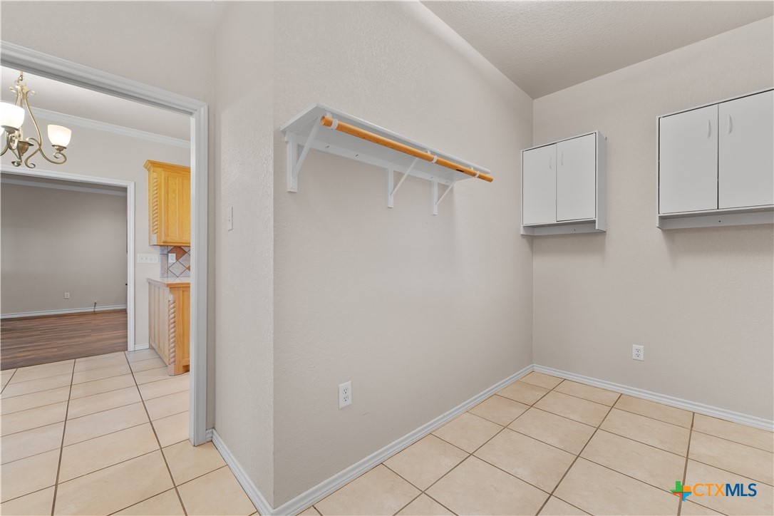 100 Wood Creek Drive Property Photo 22