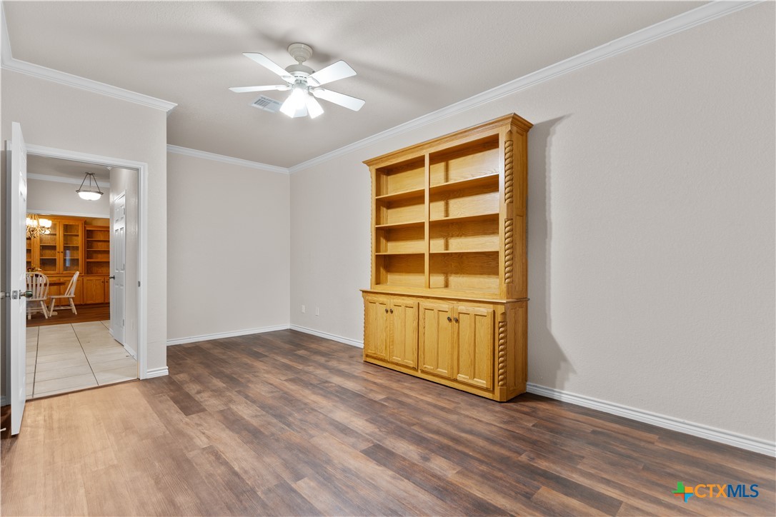 100 Wood Creek Drive Property Photo 38