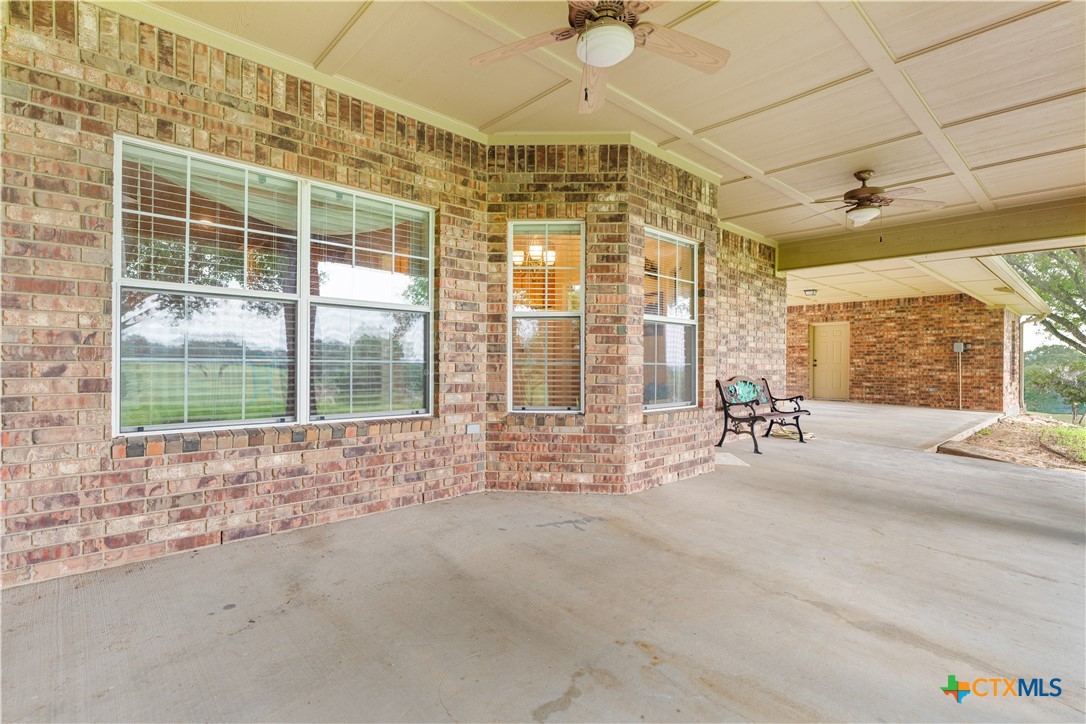100 Wood Creek Drive Property Photo 39