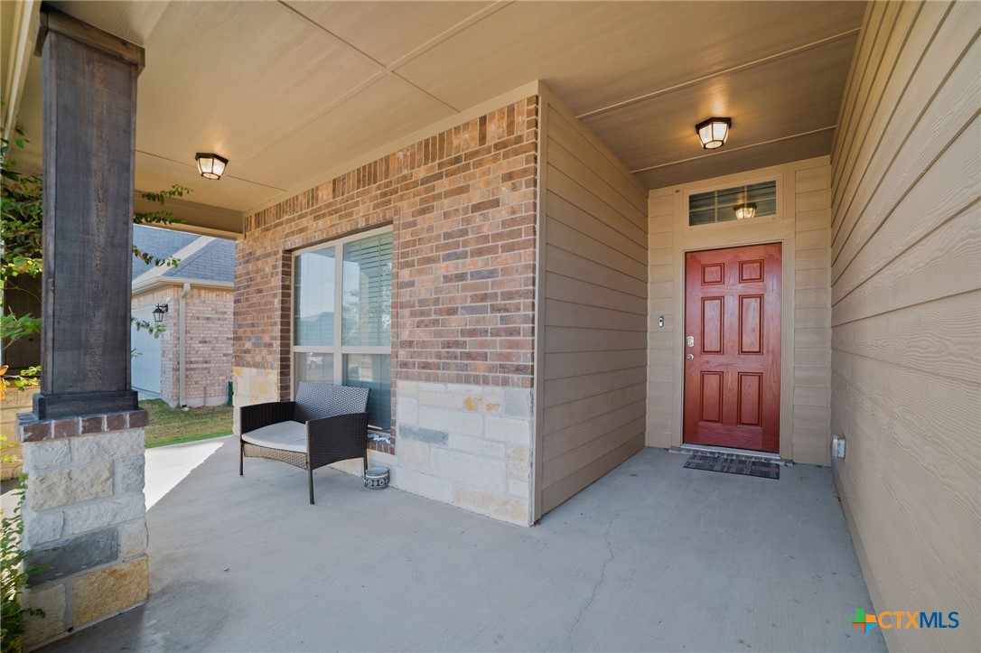 1444 Rolling Brook Drive Property Photo 3