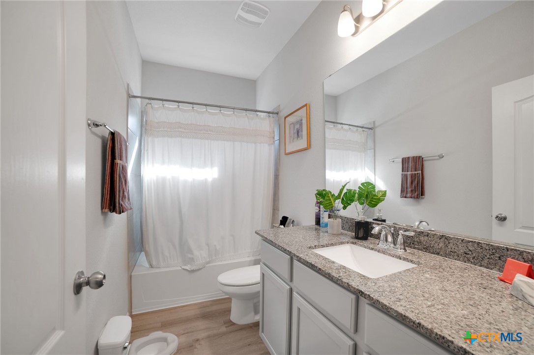 1444 Rolling Brook Drive Property Photo 17