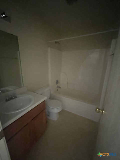 3202 Hereford Lane D Property Photo 2