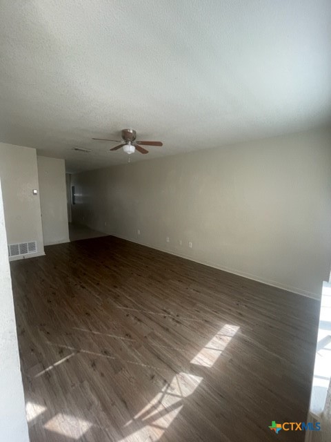 3202 Hereford Lane D Property Photo 5