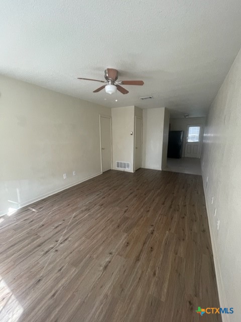 3202 Hereford Lane D Property Photo 6