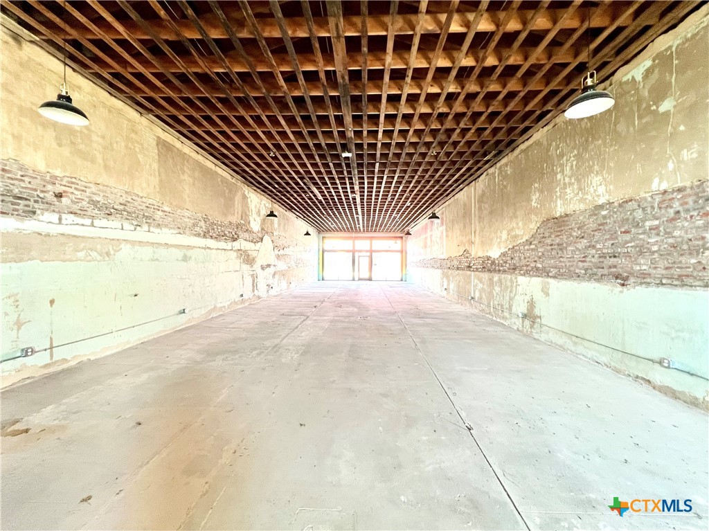 135 E Clark Street Property Photo 12