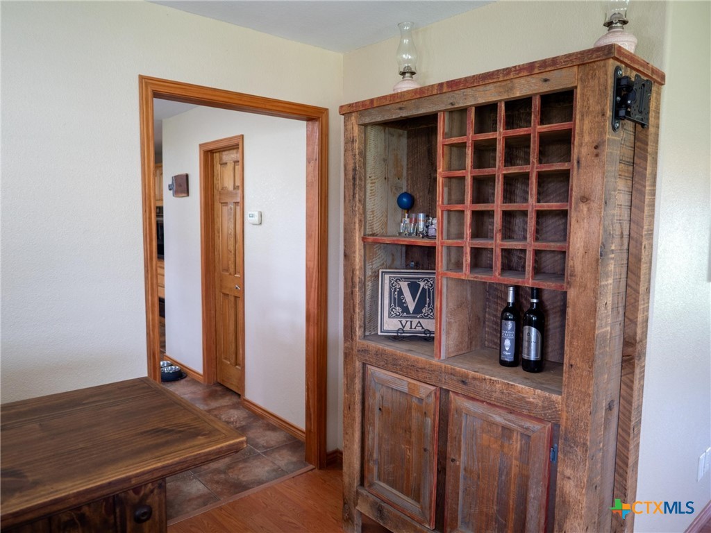 3831 Hopkinsville Road Property Photo 9