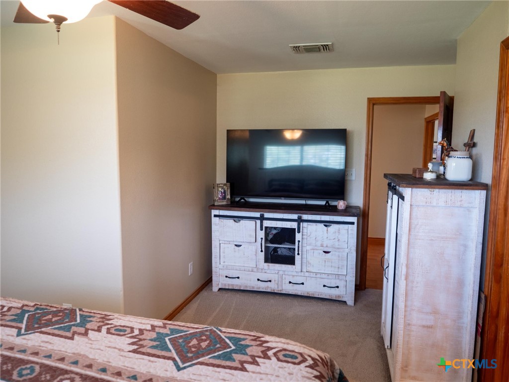 3831 Hopkinsville Road Property Photo 15