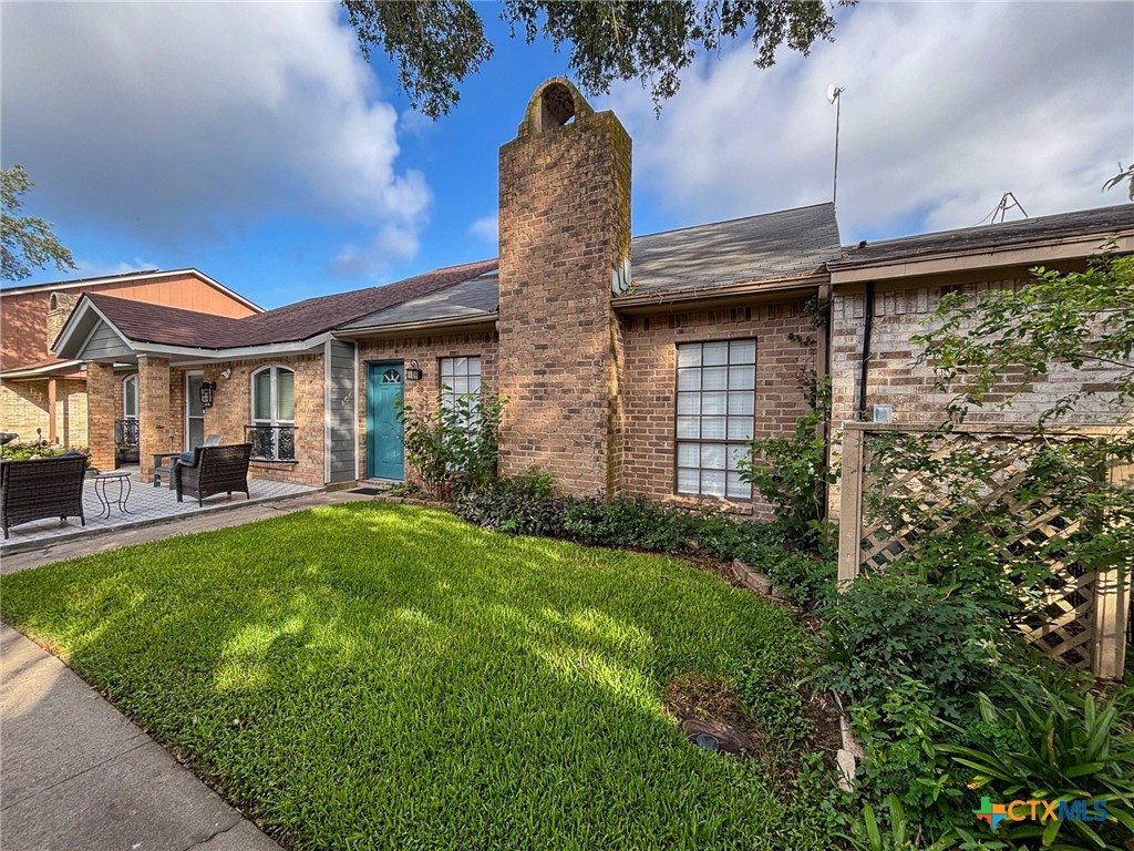 101 Maplewood 28 Property Photo 4