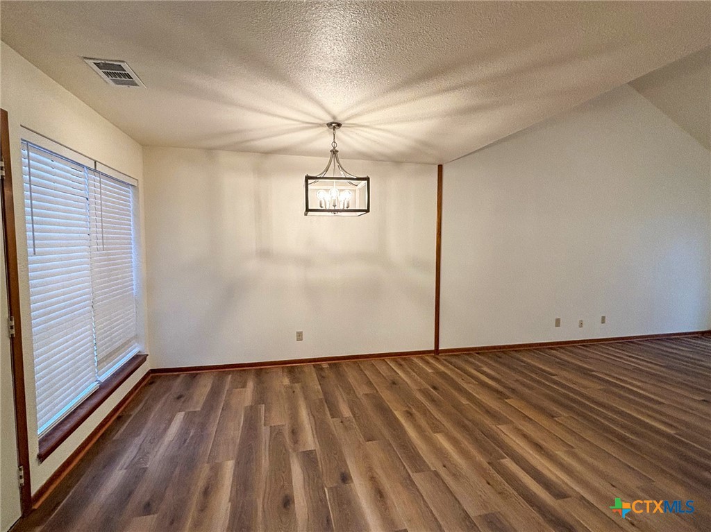 101 Maplewood 28 Property Photo 14
