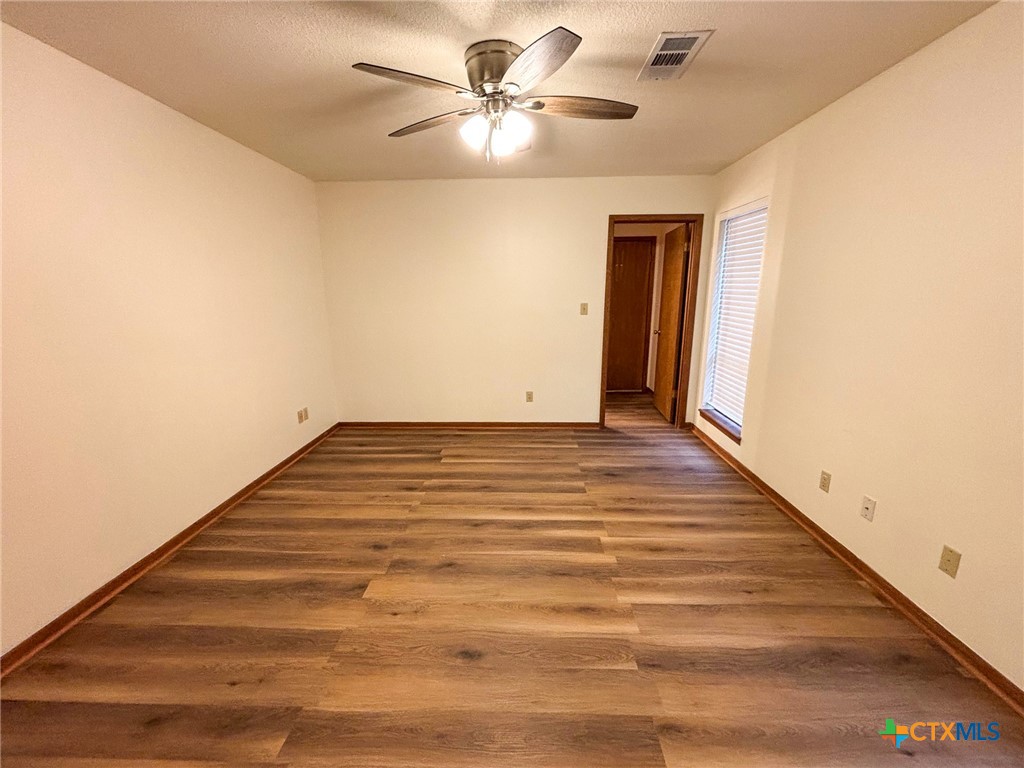 101 Maplewood 28 Property Photo 21