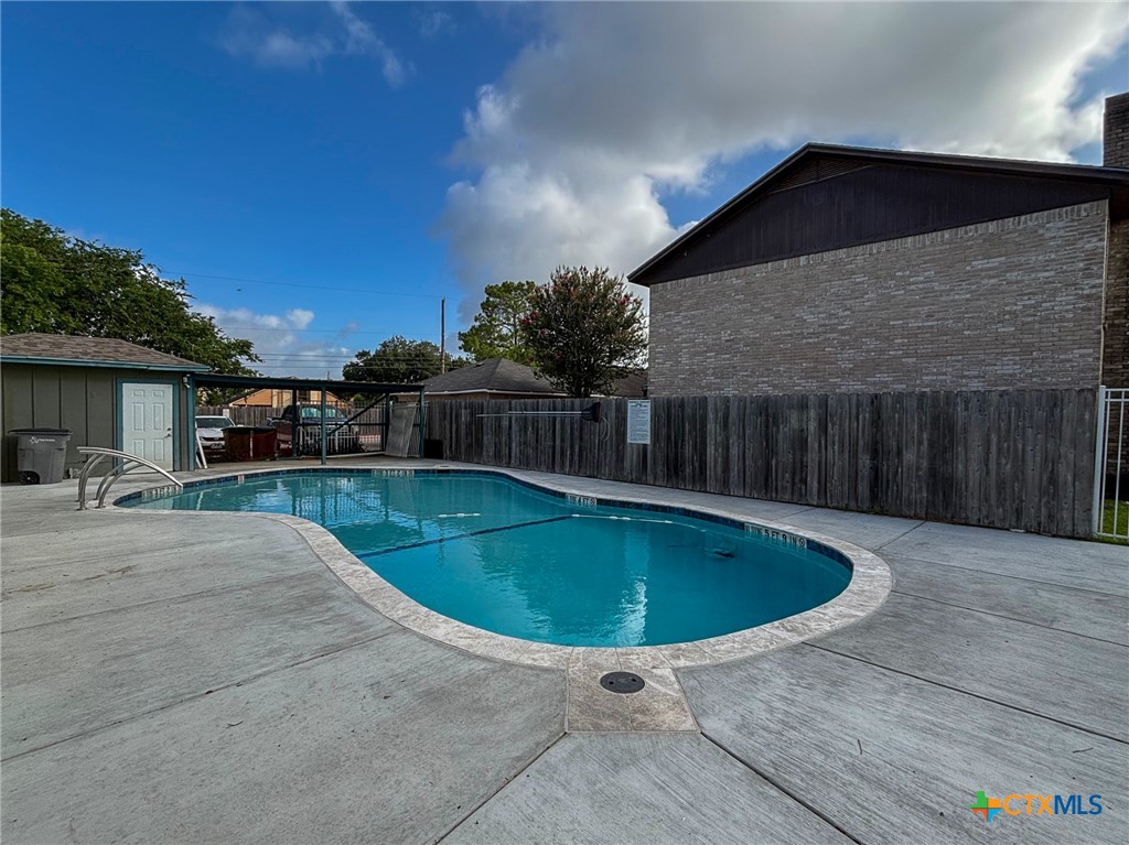 101 Maplewood 28 Property Photo 31