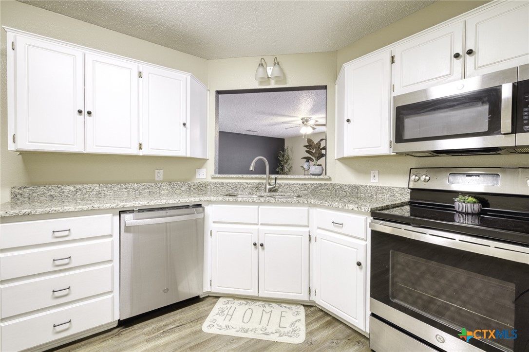 4408 Secretariat Drive Property Photo 4