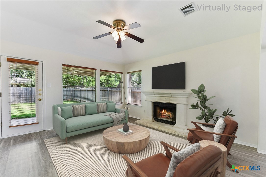 8430 Alvin High Lane Property Photo 9