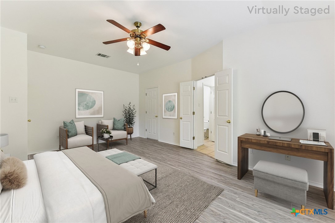 8430 Alvin High Lane Property Photo 11