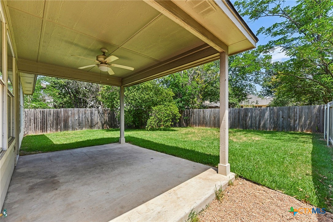 8430 Alvin High Lane Property Photo 17