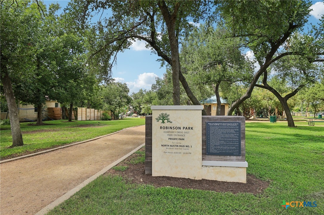 8430 Alvin High Lane Property Photo 22