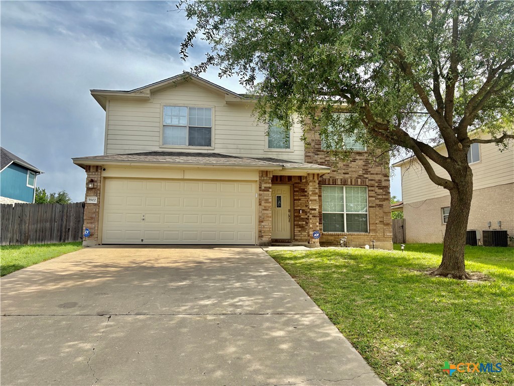 5902 Chuckwagon Circle Property Photo 3