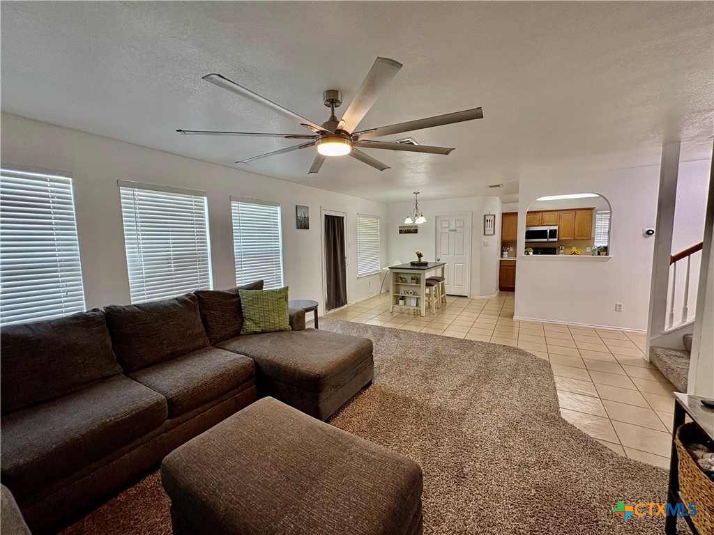 5902 Chuckwagon Circle Property Photo 7