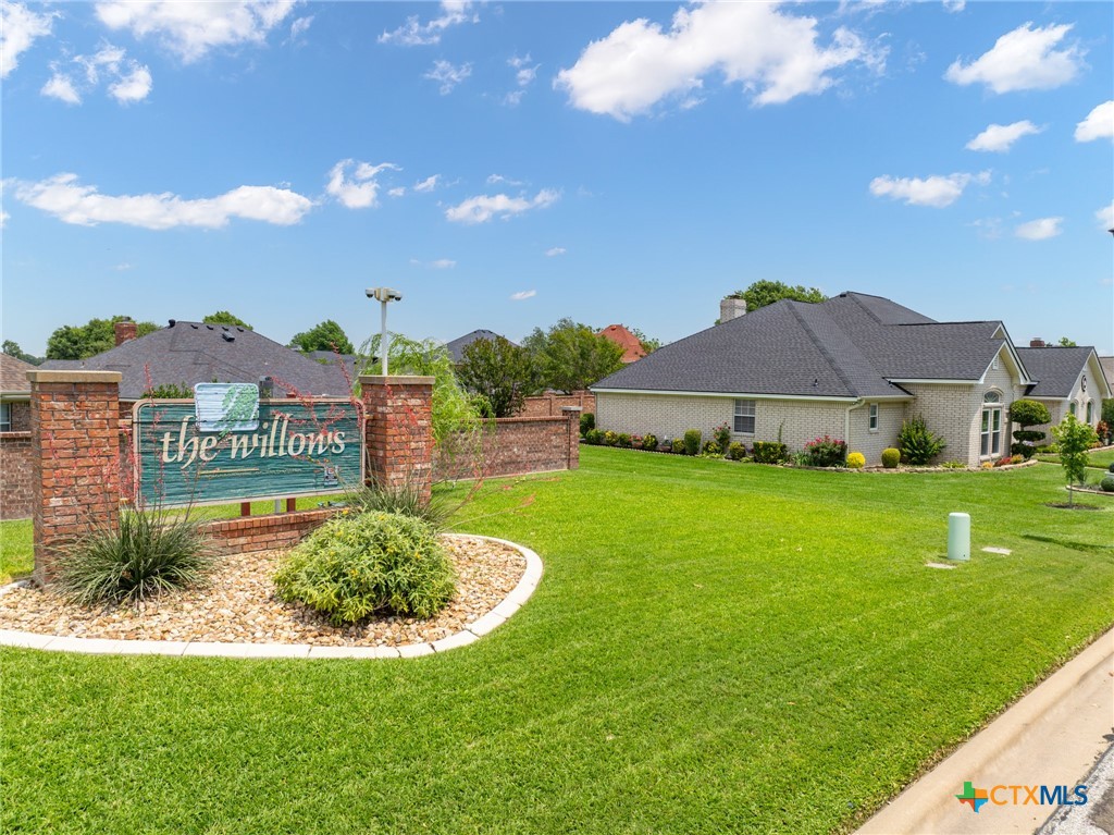 5003 Lakeshore Drive Property Photo 28
