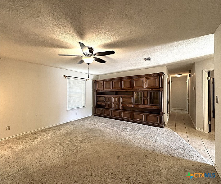 1613 Velma Avenue Property Photo 6