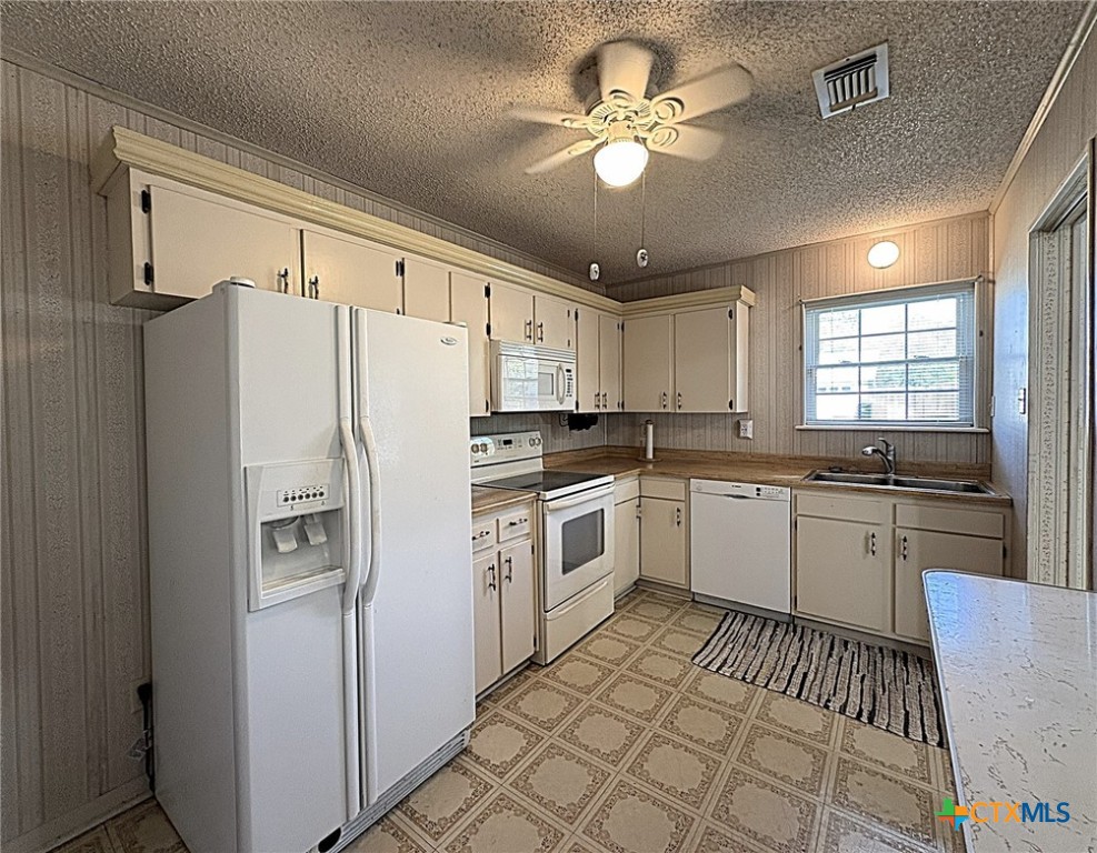 1613 Velma Avenue Property Photo 13