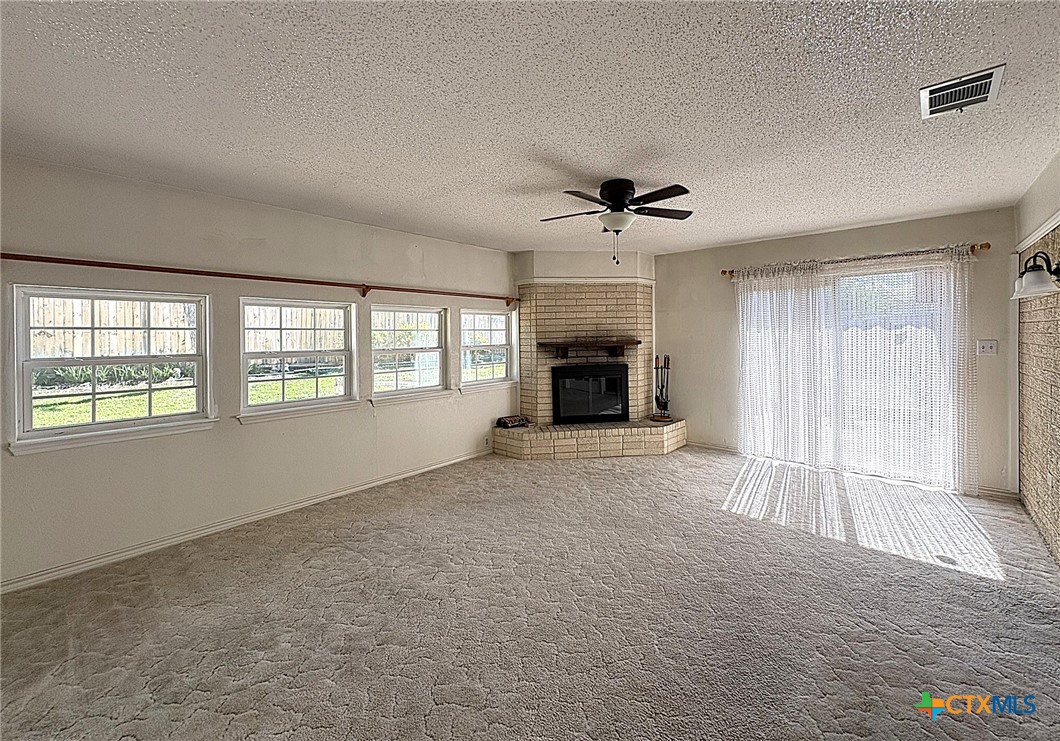 1613 Velma Avenue Property Photo 15