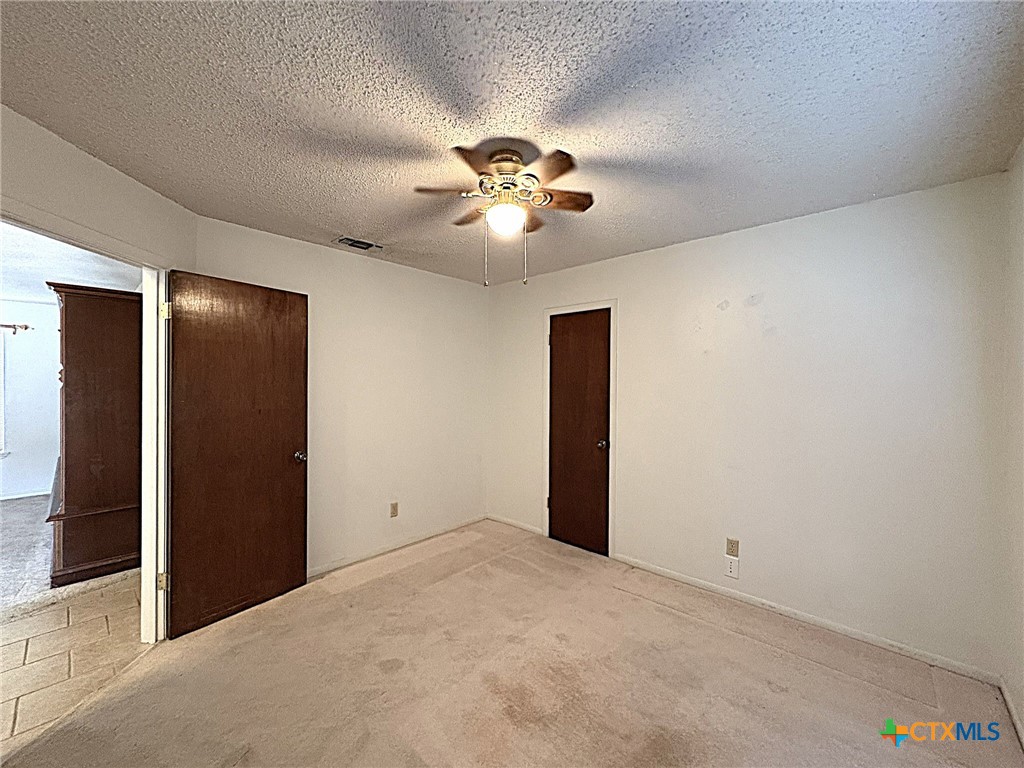 1613 Velma Avenue Property Photo 21