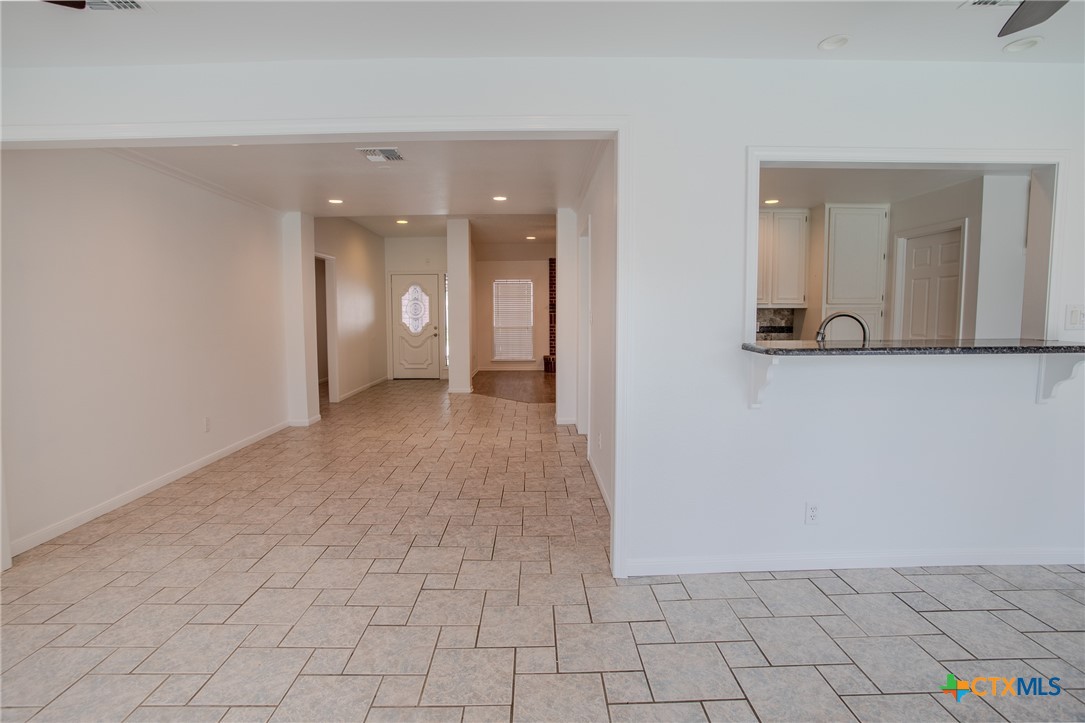113 Ashford Drive Property Photo 8