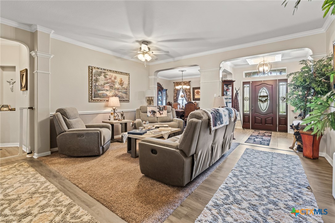 100 Rustler Circle Property Photo 4