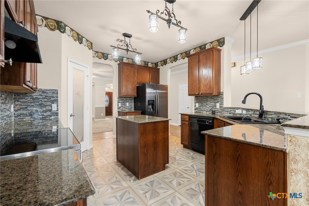 100 Rustler Circle Property Photo 12