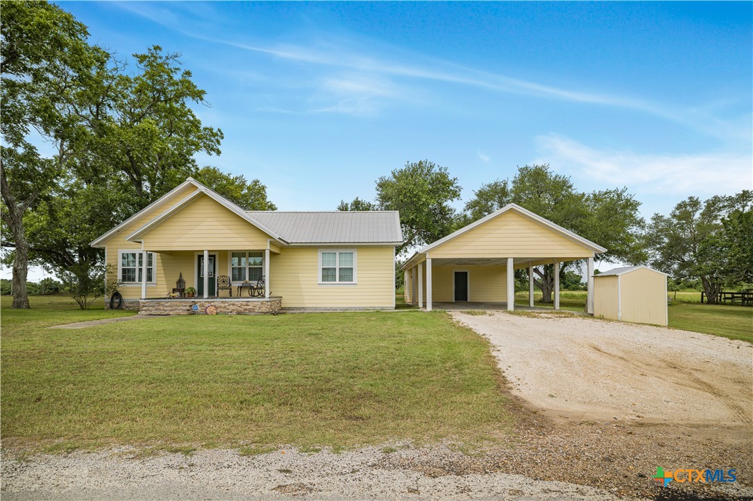 124 County Road 356b Property Photo 1