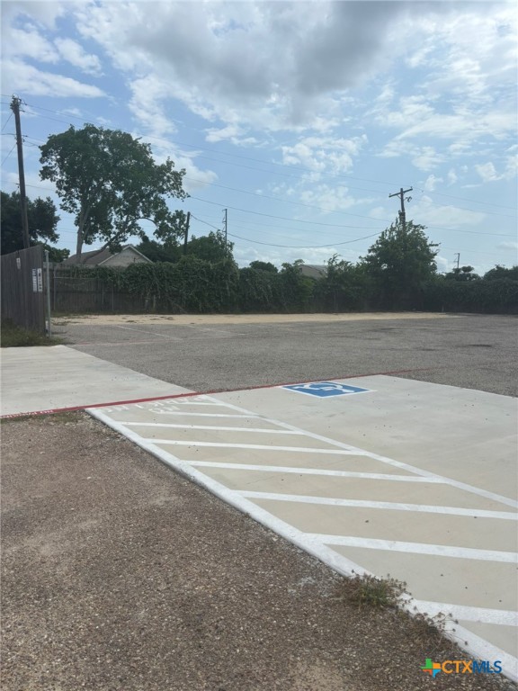 5311 Country Club Drive Property Photo 3