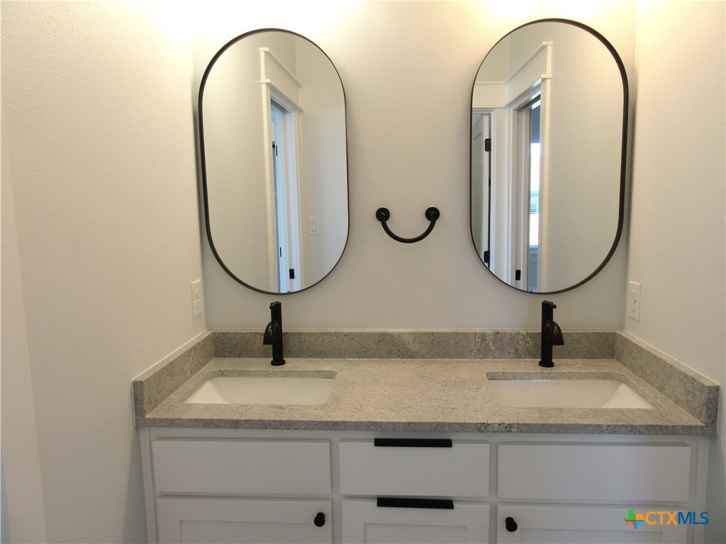 5244 Camargue Drive Property Photo 25