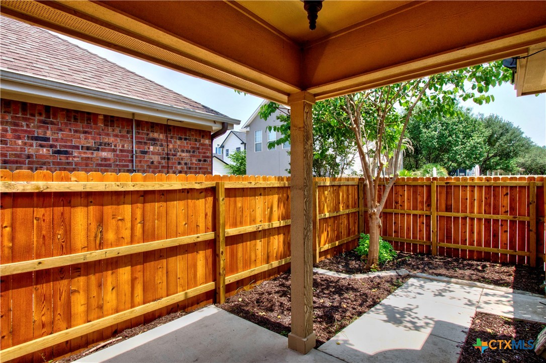 2222 Gruene Lake Drive Property Photo 20