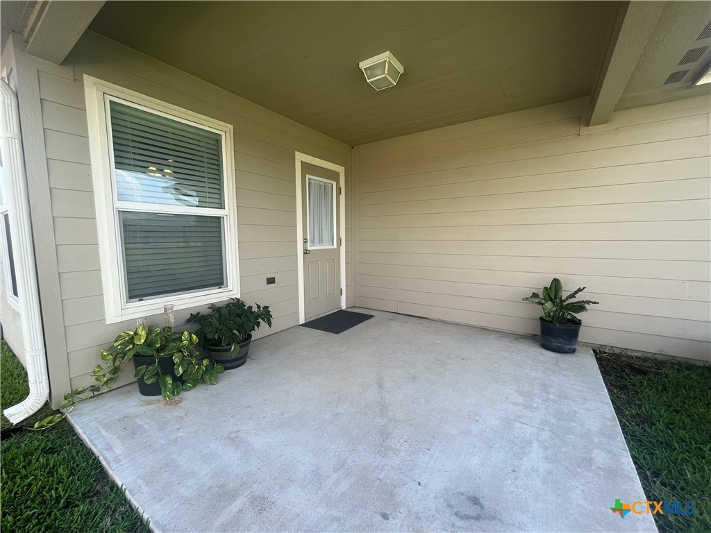 906 2nd Street Property Photo 22