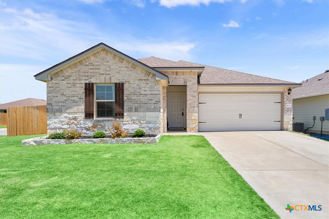 8812 Cantera Ridge Road Property Photo 3