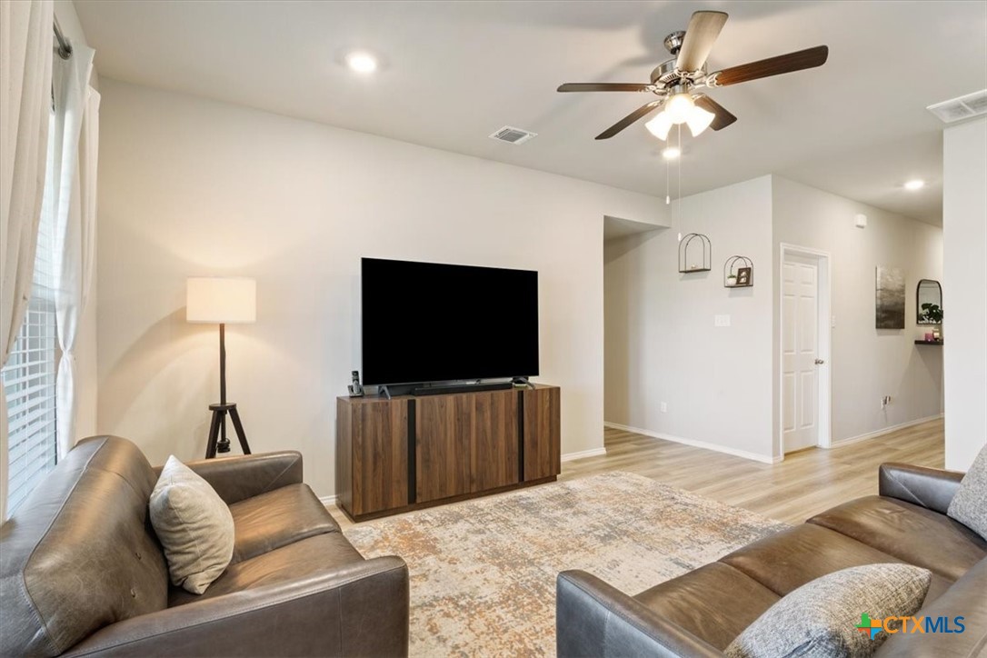 8812 Cantera Ridge Road Property Photo 10